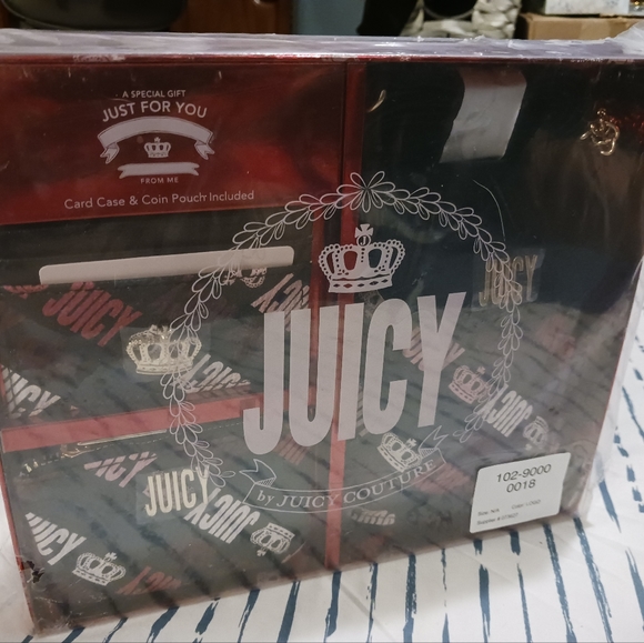 NWT! JUICY COUTURE 3pc Crossbody Set - Picture 2 of 14